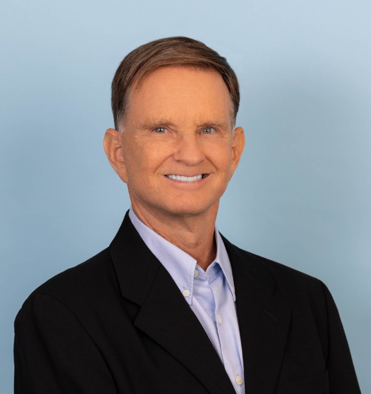 Dr. Robert Peterson, M.D.